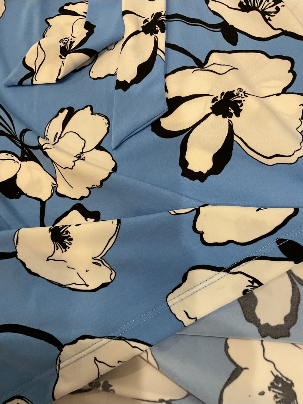 Liz Claiborne Blue Floral Tie Neck Sleeveless Blouse | XL | NWOT - Picture 5 of 10